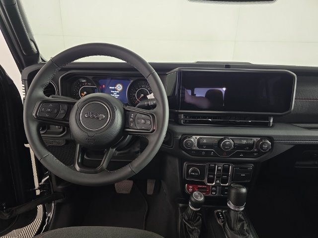 Used 2026 Jeep Gladiator Rubicon w/ Steel Power Dome Hood Package AWD/4WD image 12