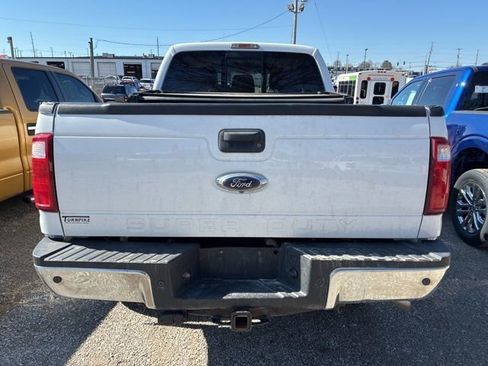 Used 2016 Ford F350 Lariat w/ Chrome Package image 5