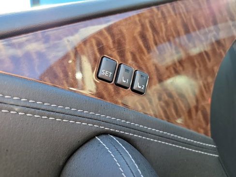 Used 2020 Nissan Armada SL w/ Premium Package image 24