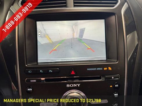 Used 2018 Ford Explorer Platinum AWD/4WD image 17