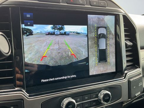 Used 2022 Ford F250 Platinum w/ Tremor Off-Road Package AWD/4WD image 13