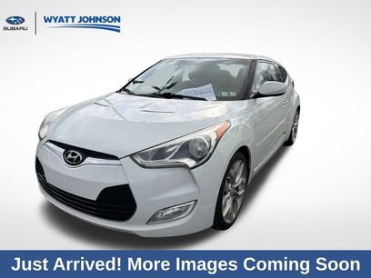 Used 2013 Hyundai Veloster w/ Style Pkg