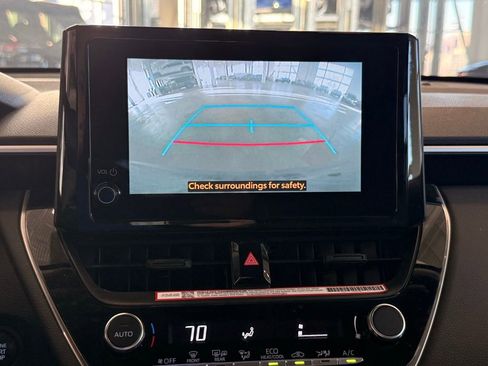 Used 2024 Toyota Corolla Cross LE image 15