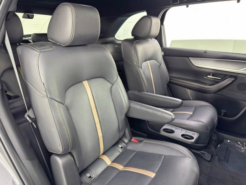 Used 2024 MAZDA CX-90 Plug-In Hybrid w/ Premium Plus image 34