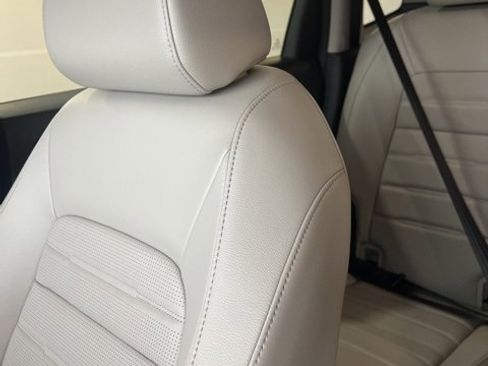 Used 2026 Honda CR-V EX-L image 25