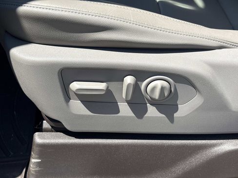 Used 2020 GMC Sierra 1500 SLT w/ SLT Premium Plus Package image 17