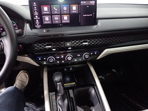 Used 2024 Honda Accord Touring image 32