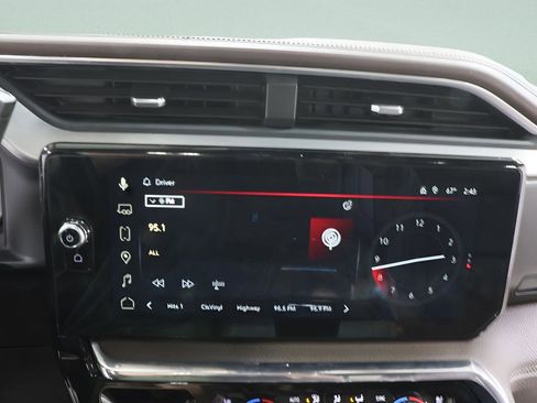 Used 2024 GMC Sierra 2500 Denali w/ Denali Reserve Package image 12