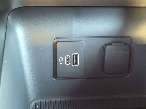 New 2026 Ford Explorer ST-Line w/ ST-Line Street Pack image 23