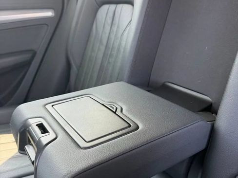 Used 2018 Audi Q5 2.0T Premium w/ Convenience Package AWD/4WD image 10