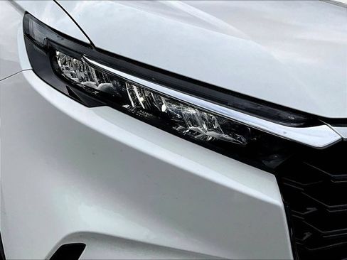 Used 2025 Honda CR-V EX image 31