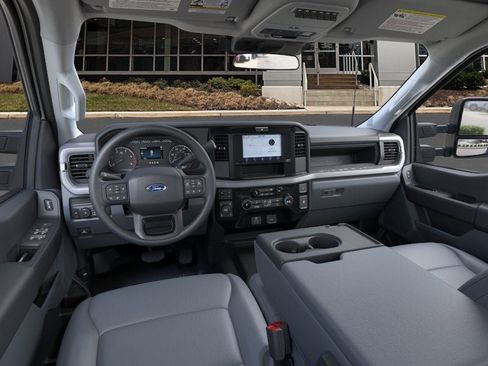 New 2026 Ford F250 XL AWD/4WD image 9