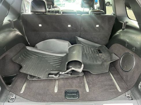 Used 2015 Jeep Grand Cherokee SRT w/ Luxury Group II image 27