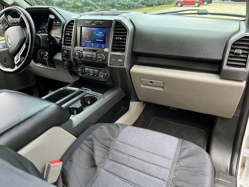 Used 2019 Ford F150 XLT w/ Equipment Group 301A Mid AWD/4WD image 38