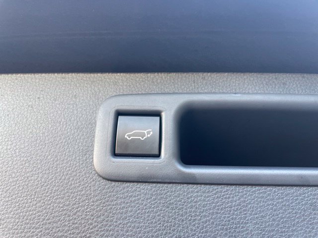 Used 2023 Toyota Highlander XLE AWD/4WD image 69