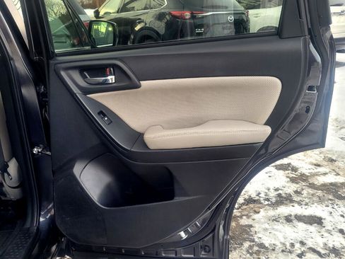 Used 2015 Subaru Forester 2.5i Limited image 27