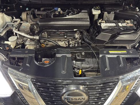 Used 2019 Nissan Rogue SV AWD/4WD image 24
