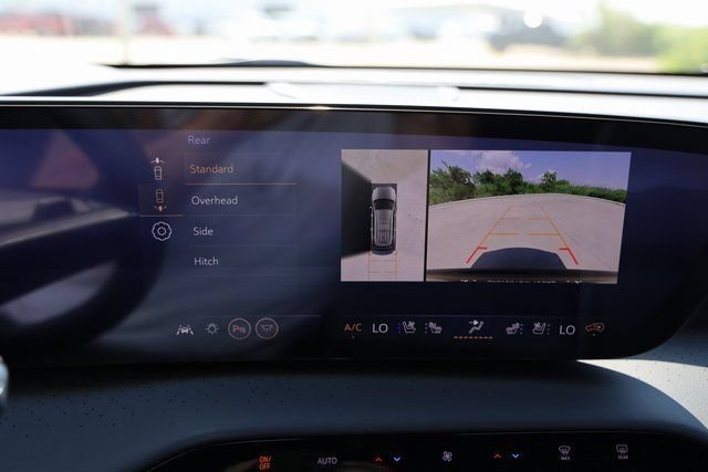 New 2026 Buick Enclave Avenir FWD image 20