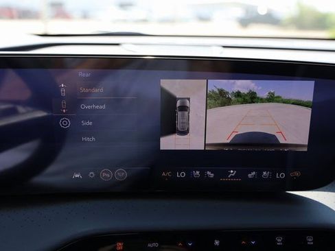 New 2026 Buick Enclave Avenir image 20