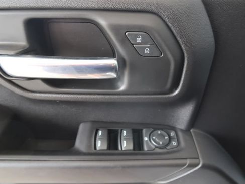 Used 2023 Chevrolet Silverado 1500 Custom Trail Boss AWD/4WD image 14