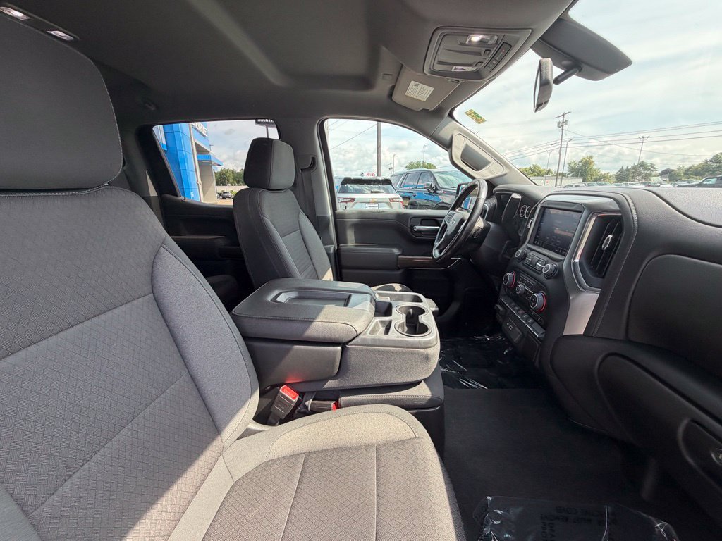 Used 2022 Chevrolet Silverado 1500 RST AWD/4WD image 15