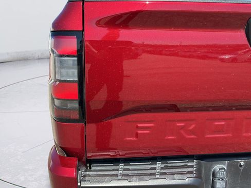 Used 2022 Nissan Frontier SV image 38