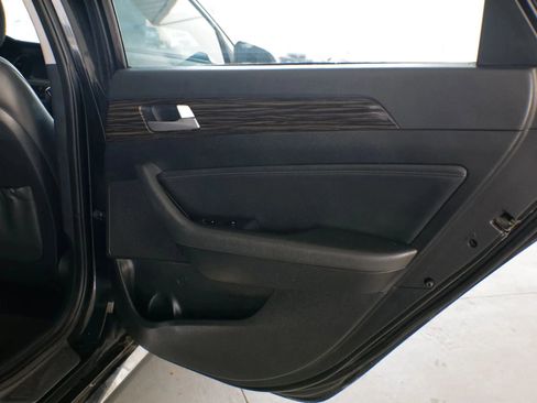 Used 2016 Hyundai Sonata Limited w/ Cargo Package image 31