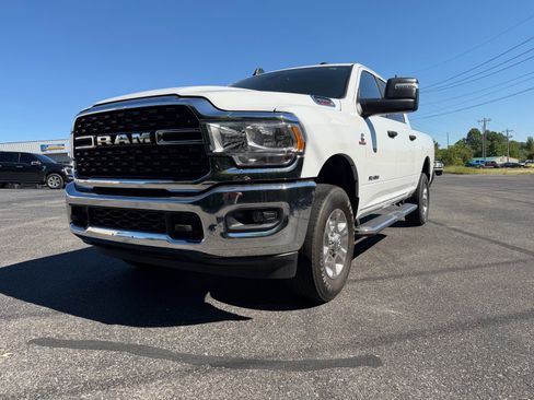 Used 2024 RAM 2500 Big Horn AWD/4WD image 7