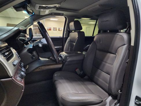 Used 2020 GMC Yukon XL Denali w/ Denali Ultimate Package image 15