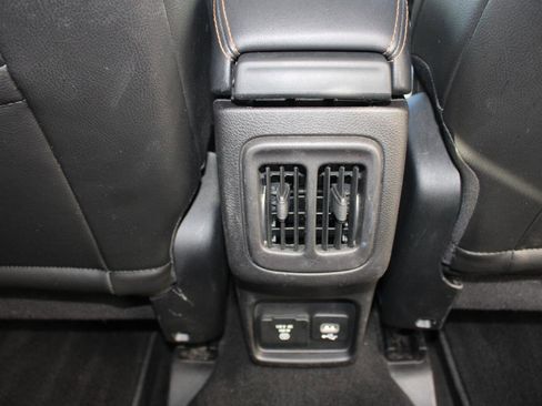 Used 2018 Jeep Compass Limited image 25