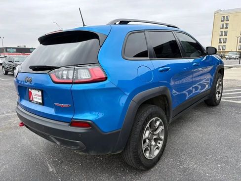 Used 2021 Jeep Cherokee Trailhawk w/ Comfort/Convenience Group AWD/4WD image 5