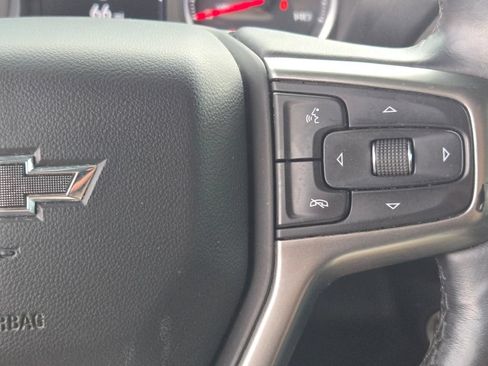 Used 2021 Chevrolet Silverado 1500 LT Trail Boss w/ Convenience Package II AWD/4WD image 38