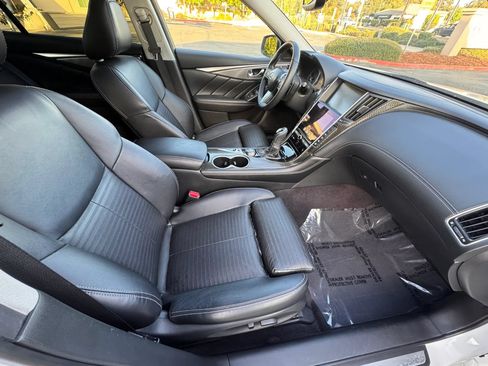 Used 2018 INFINITI Q50 Sport RWD image 13
