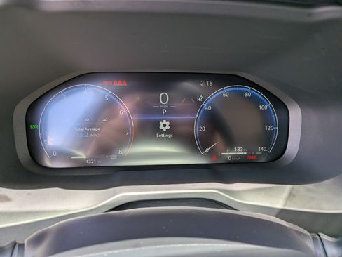 Used 2025 Toyota RAV4 Limited FWD image 29