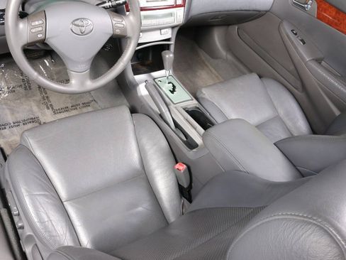 Used 2006 Toyota Solara SLE FWD image 30