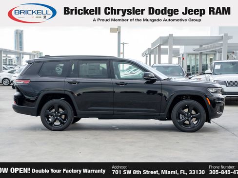 New 2025 Jeep Grand Cherokee L Altitude image 4