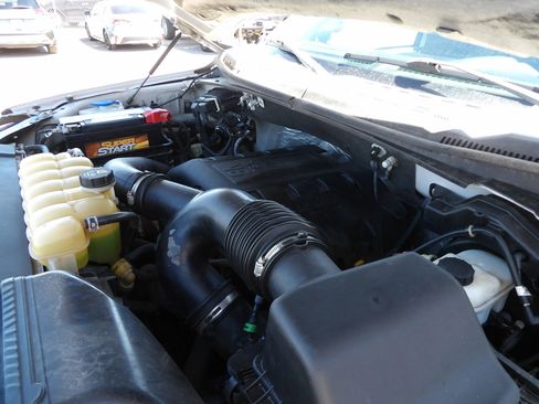 Used 2015 Ford F150 Lariat AWD/4WD image 23