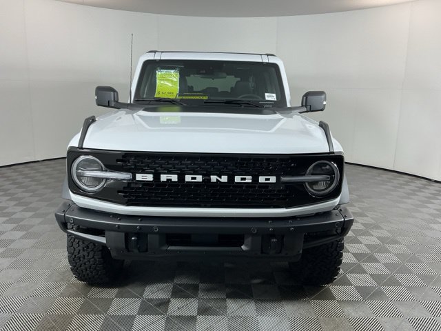 Used 2025 Ford Bronco Badlands AWD/4WD image 2