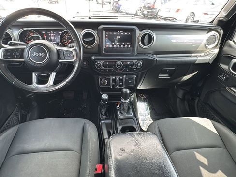 Used 2020 Jeep Wrangler Unlimited Sahara AWD/4WD image 20