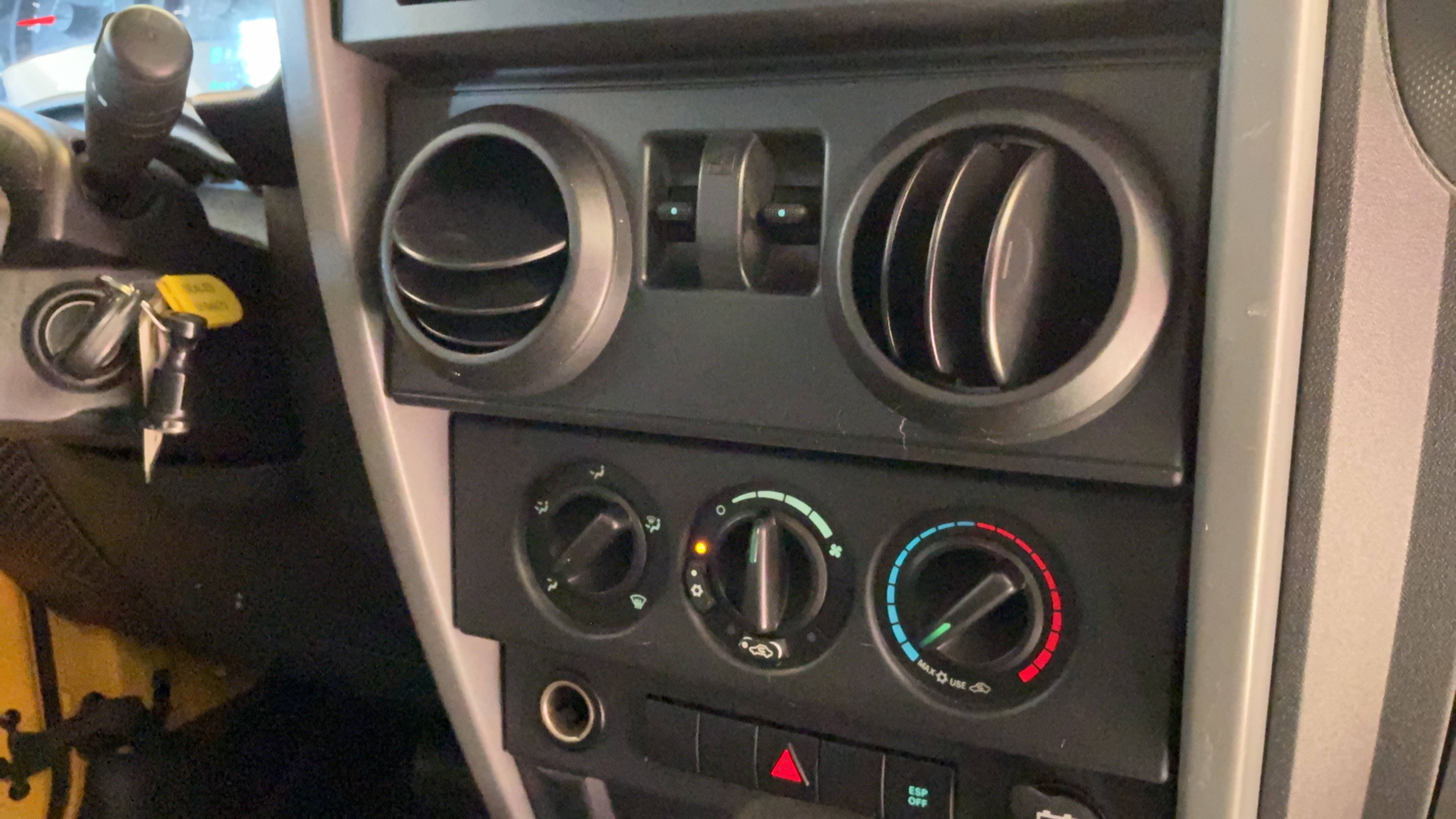 Used 2009 Jeep Wrangler X AWD/4WD image 42