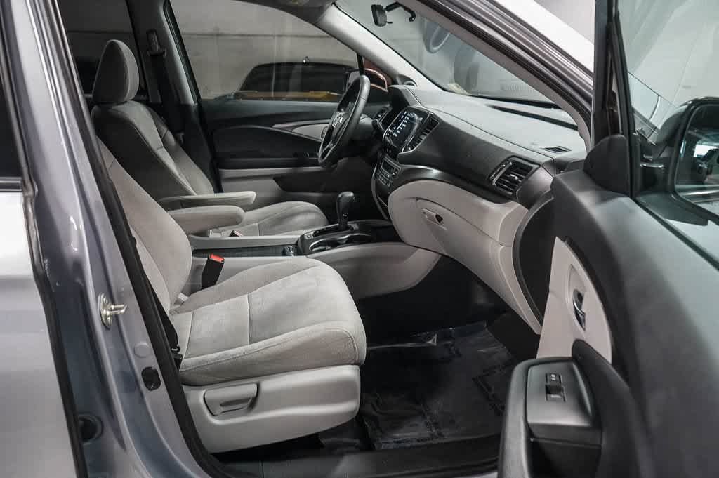 Used 2020 Honda Pilot EX image 16