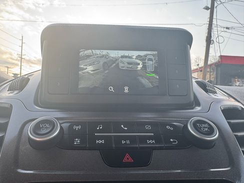 Used 2020 Ford Transit Connect XL image 21