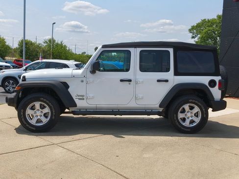 Used 2020 Jeep Wrangler Unlimited Sport S AWD/4WD image 8