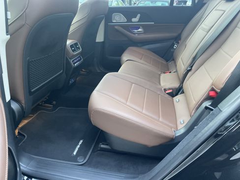 Certified 2024 Mercedes-Benz GLS 450 4MATIC image 40