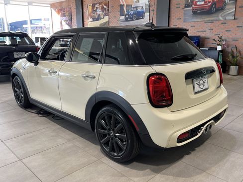 Used 2021 MINI Cooper S image 6