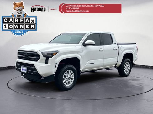 Used 2024 Toyota Tacoma SR5 AWD/4WD image 1
