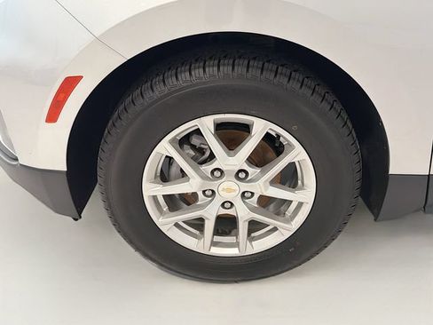 Used 2022 Chevrolet Equinox LT FWD image 25