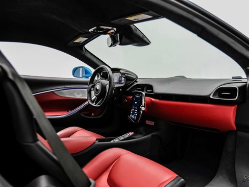 Used 2024 McLaren Artura RWD image 53