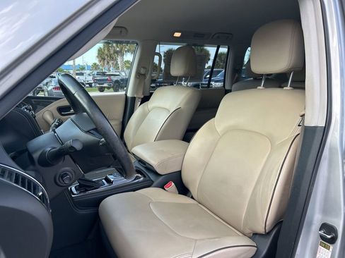 Used 2022 Nissan Armada SV w/ SV Appearance Package RWD image 20
