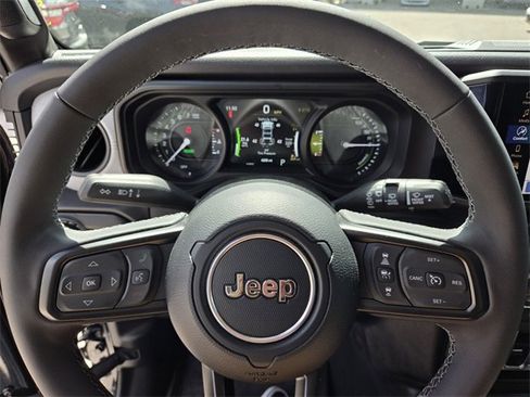 Used 2025 Jeep Wrangler Unlimited Sport S 4xe w/ Convenience Group image 29